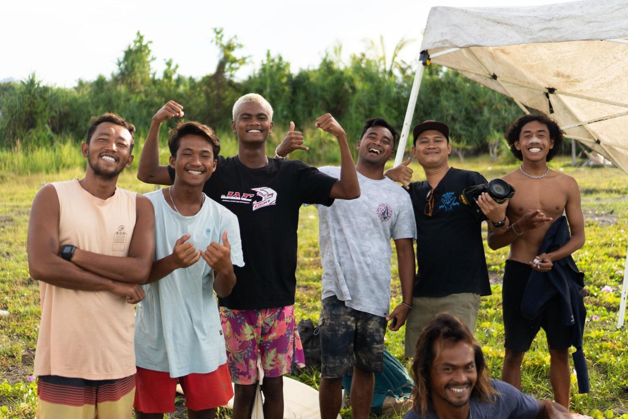 Medewi Secret Surfcamp Hotel Pulukan Exterior foto