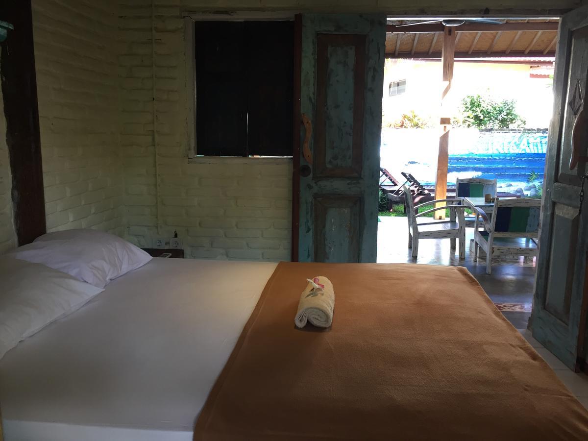 Medewi Secret Surfcamp Hotel Pulukan Exterior foto